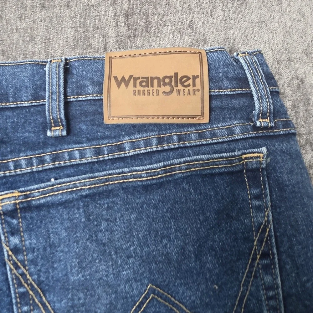 Wrangler Rugged Wear Jeans Mens 48x34 Big Tall Cowboy Rodeo Western Yeehaw Denim